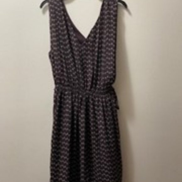 Deep V neck dress (size S) - Picture 1 of 1